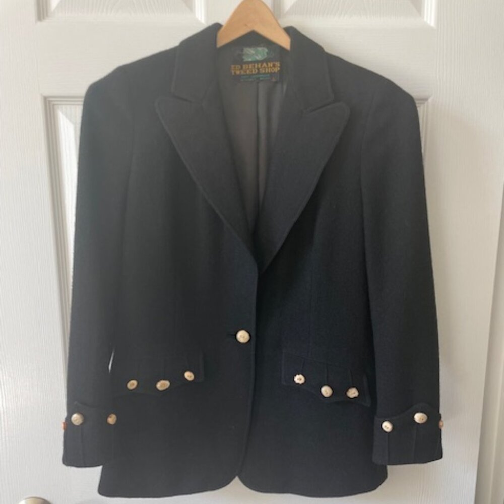 RARE FIND. Vintage Original 100% Wool Black Jacket Blazer Bone Buttons Size 8